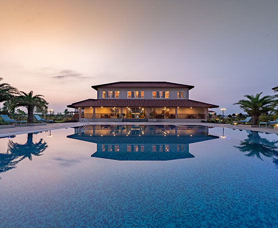 Riverbank Experience